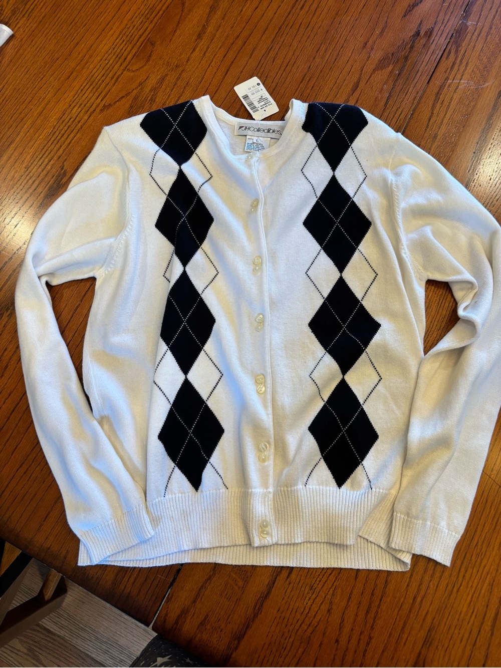 JH Collectibles White and Black Argyle Button-Front Cardigan